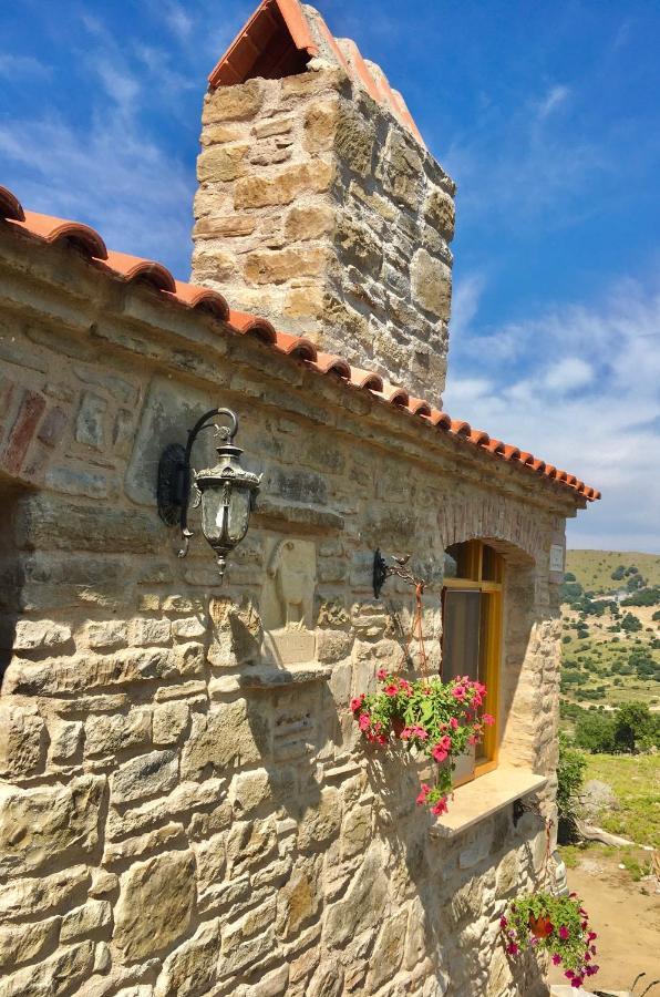Sari Keci Tas Otel Gokceada Exterior photo